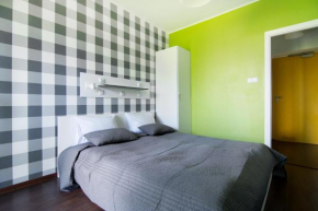 Отель Tatamka Hostel  Варшава